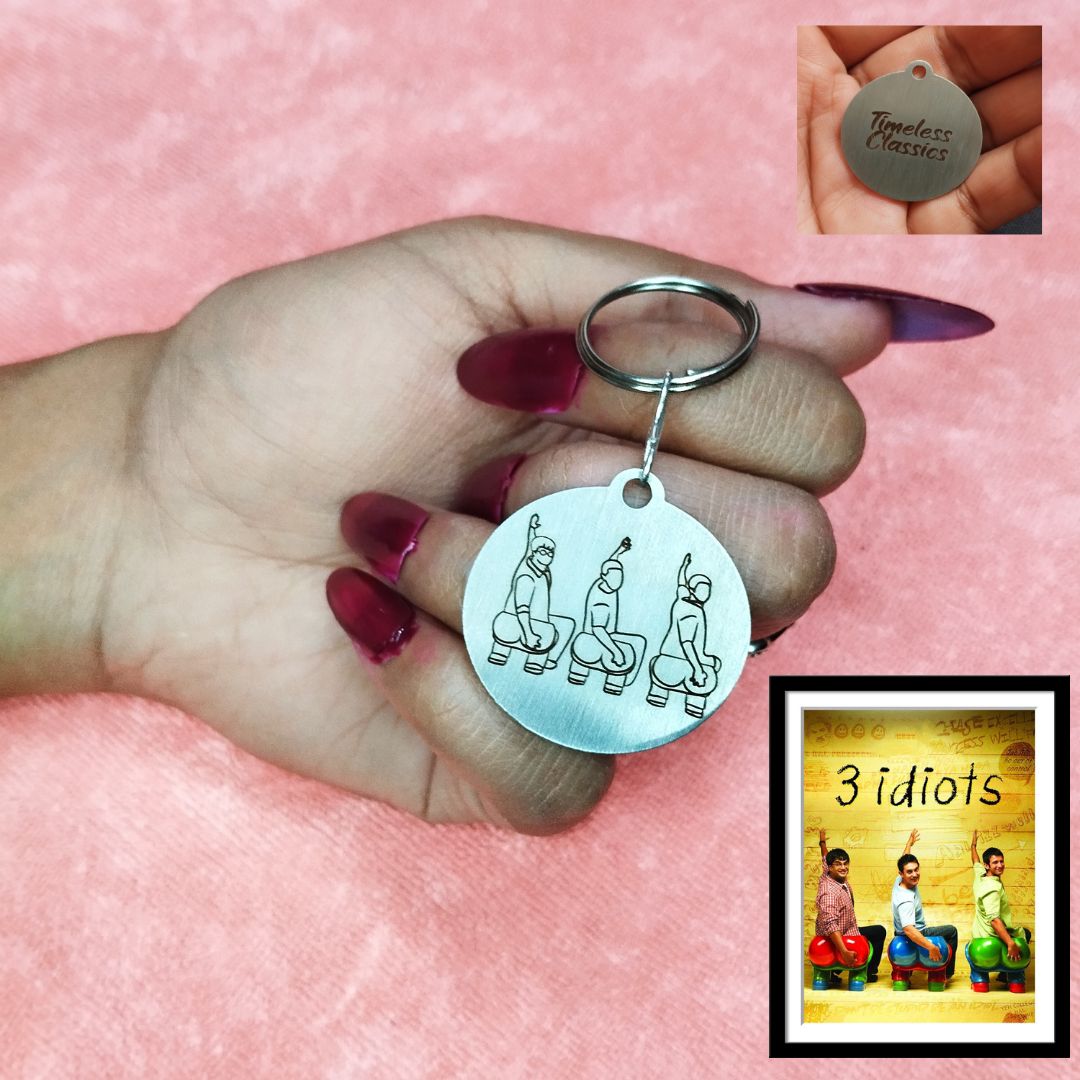 Personalized Silver Circle Pendant